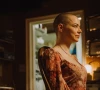 fans shave head for screening of emma stone s film bugonia