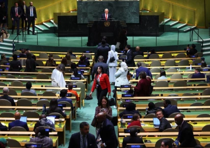 Delegates walk out as Netanyahu defends Israel at UN