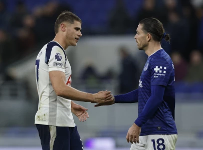 van de ven double sinks everton as spurs climb to third van de ven double sinks everton as spurs climb to third