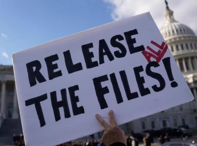 trump signs bill forcing doj to release jeffrey epstein files