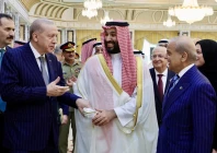 turkish president recep tayyip erdo an saudi crown prince mohammed bin salman and prime minister shehbaz sharif in makkah saudi arabia on august 7 2026 photo x