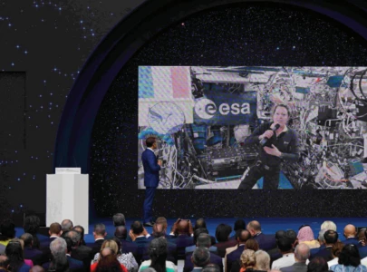 europe urged to unite satellite programmes