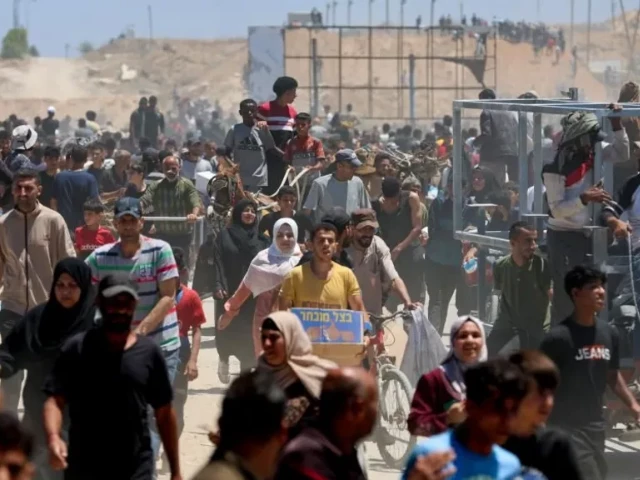 palestinians desperate for food have massed at distribution centres run by the gaza humanitarian foundation since the blockade was eased photo reuters palestinians desperate for food have massed at distribution centres run by the gaza humanitarian foundation since the blockade was eased photo reuters