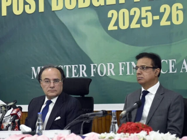 finmin s post budget presser marred by journalist boycott