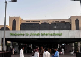 heavy rains disrupt flights as karachi airport struggles to cope heavy rains disrupt flights as karachi airport struggles to cope