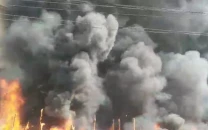 fire breaks out at lighthouse karachi fire breaks out at lighthouse karachi