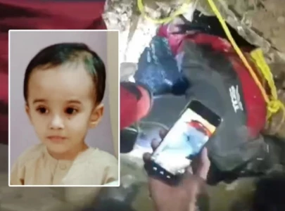 toddler s body recovered after falling into manhole near nipa flyover karachi