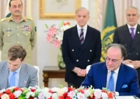 finance minister muhammad aurangzeb signs a memorandum of understanding with sc financial technologies on january 14 photo via x pakistanvara