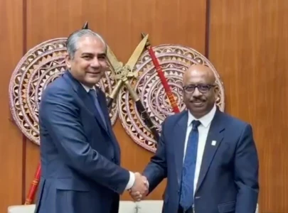 naqvi sri lanka s sports minister agree to boost cricket ties