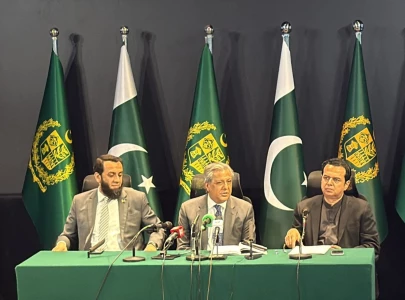 govt warns against sensational commentary on foreign policy cites national security concerns