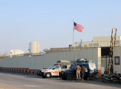 us marines fired on protesters storming consulate in karachi officials say us marines fired on protesters storming consulate in karachi officials say