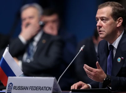 medvedev warns wwiii will undoubtedly begin if trump pursues regime change medvedev warns wwiii will undoubtedly begin if trump pursues regime change