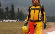 pakistani stuntman sultan golden sets reverse drive world record pakistani stuntman sultan golden sets reverse drive world record