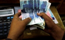 consumer confidence falls in pakistan amid rising prices unemployment