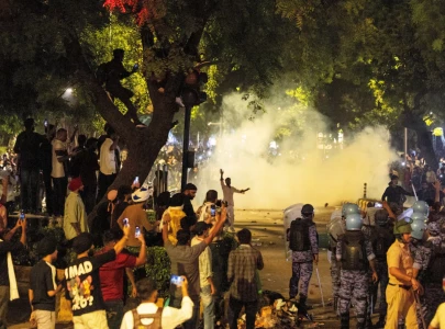 fresh violence at delhi youth protest demanding minister s resignation