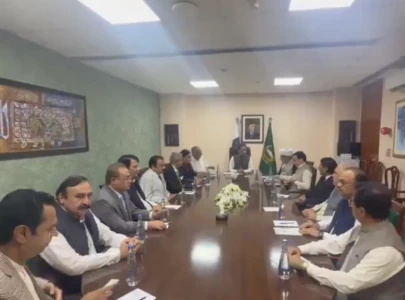 govt opposition conclude first round of talks ahead of pti s oct 4 march