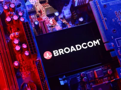 broadcom set to shed 300 billion in value as ai results fail to impress