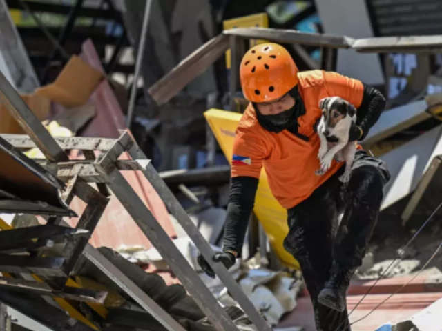 Outdoor hospitals, cut-off communities as Philippine quake t