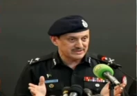 karachi aig azad khan speaking at a press conference at the central police office screengrab