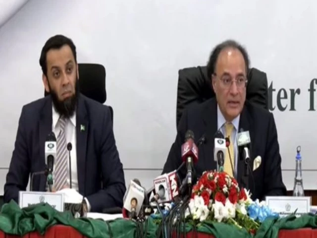Aurangzeb says Budget 2026-27 delivers on promise to move economy from stability to growth | The Express Tribune Aurangzeb says Budget 2026-27 delivers on promise to move economy from stability to growth | The Express Tribune