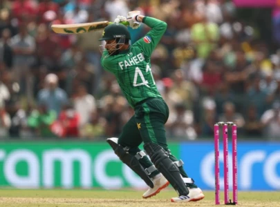 faheem ashraf s blistering knock takes pakistan over the line in t20 world cup opener