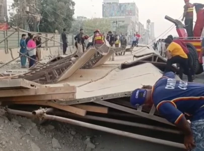 security guard killed as under construction bridge structure collapses in gulshan e iqbal security guard killed as under construction bridge structure collapses in gulshan e iqbal