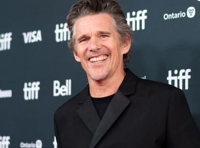 ethan hawke to receive career achievement award at 2026 palm springs international film festival