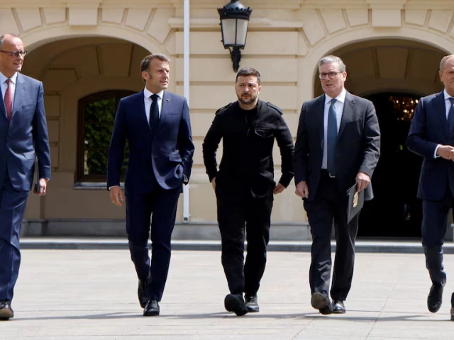 german chancellor friedrich merz french president emmanuel macron ukranian president voloydmyr zelensky british prime minister keir starmer and polish prime minister donald tusk walk in the grounds of the mariynsky palace in kyiv ukraine may 10 2025 photo reuters german chancellor friedrich merz french president emmanuel macron ukranian president voloydmyr zelensky british prime minister keir starmer and polish prime minister donald tusk walk in the grounds of the mariynsky palace in kyiv ukraine may 10 2025 photo reuters