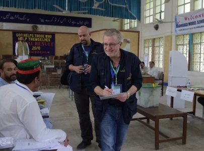 eu against third force influencing polls