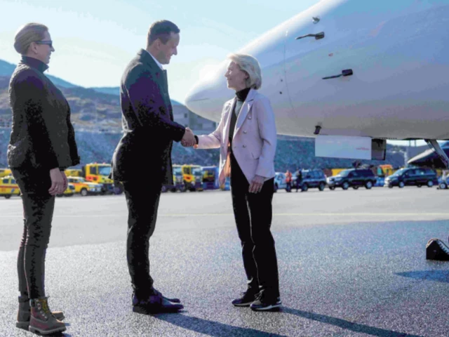 european commission president ursula von der leyen r is welcomed by greenland s prime minister jens frederik nielsen c and denmark s prime minister mette frederiksen european commission president ursula von der leyen r is welcomed by greenland s prime minister jens frederik nielsen c and denmark s prime minister mette frederiksen