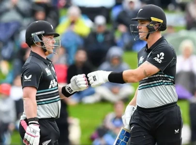 new zealand beat pakistan by five wickets in rain hit second t20i new zealand beat pakistan by five wickets in rain hit second t20i