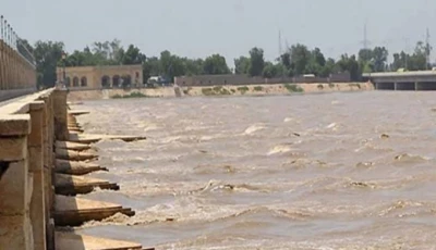 punjab rivers recede as flood enters sindh