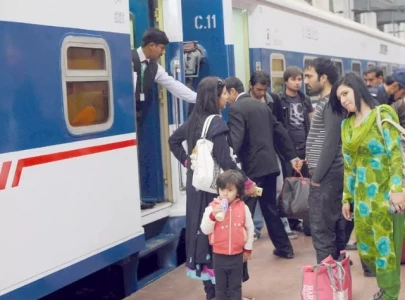 train derailment hits modernisation train derailment hits modernisation