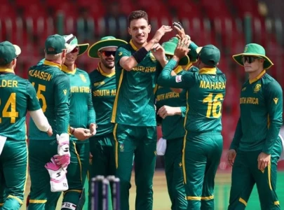 champions trophy 2025 england struggles as south africa s bowlers dominate