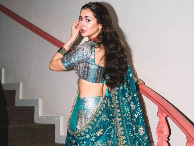 ‘Ro Doongi’ Hania Aamir reacts to Indian fans dodging ban | The Express Tribune