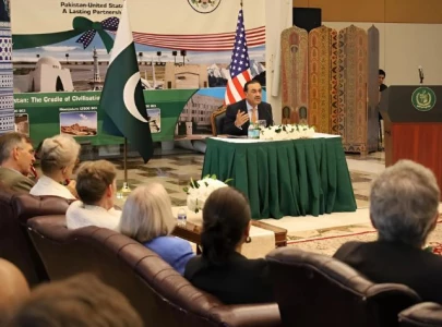 field marshal munir engages us think tanks on pakistan s role in global peace