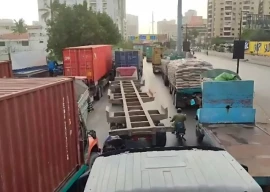 protest causes traffic disruption in karachi s punjab colony area