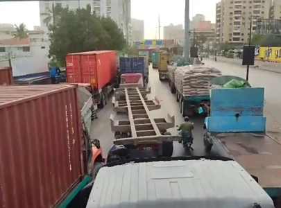 protest causes traffic disruption in karachi s punjab colony area protest causes traffic disruption in karachi s punjab colony area
