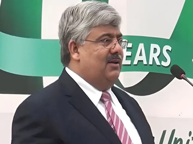pakistani elite hid billions reveals fbr chief