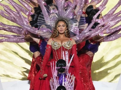beyonce reportedly paid 25 million for one hour show in dubai beyonce reportedly paid 25 million for one hour show in dubai