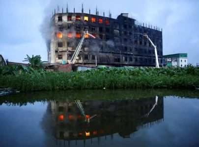 fire at bangladesh juice factory kills 52 many feared trapped