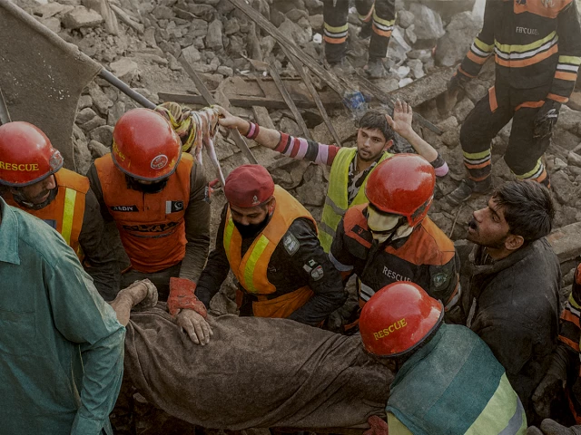 death toll hits 19 after massive explosion rips through faisalabad chemical factory