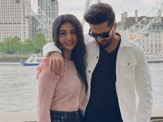 Sarah Khan draws backlash after defending Falak Shabir's dre