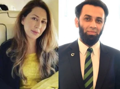 farah gogi serves tarar rs5b legal notice