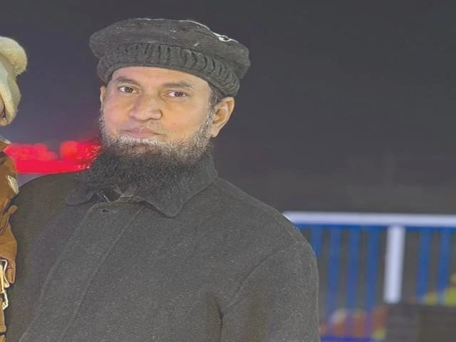 athar sheikh missing in gul plaza fire photo express athar sheikh missing in gul plaza fire photo express