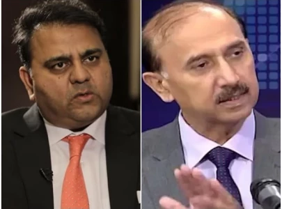 slaps and insults fly as pti leaders fight outside jail