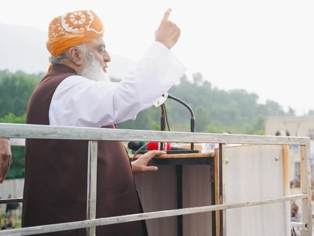 jamiat ulema i islam f chief maulana fazlur rehman addresses the shaair i islam conference in batagram on sunday photo courtesy jui f facebook jamiat ulema i islam f chief maulana fazlur rehman addresses the shaair i islam conference in batagram on sunday photo courtesy jui f facebook