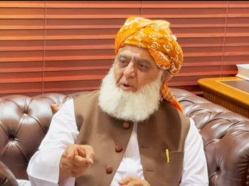jui f chief maulana fazlur rehman appearing for an interview with a private digital media platform screengrab