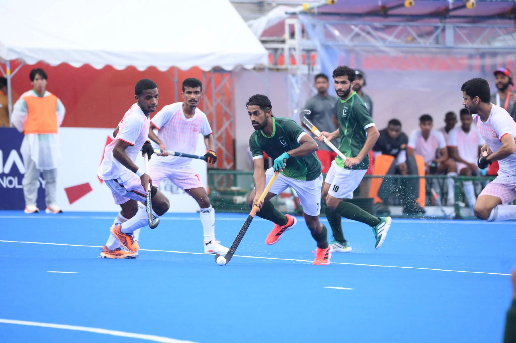 pakistan trounce oman to reach asian games semis