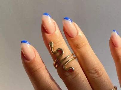 14 minimalist nail art designs for an effortlessly chic manicure